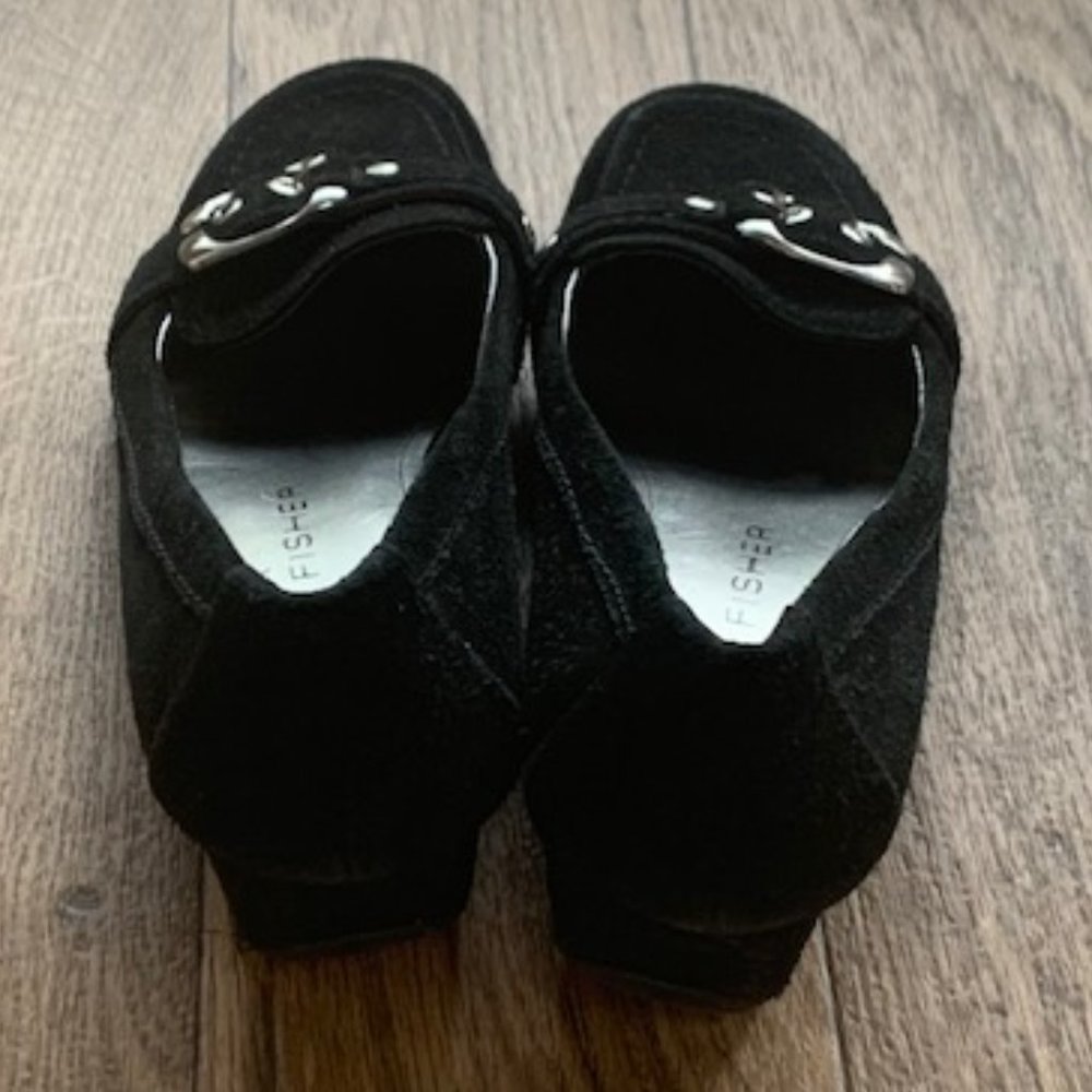 Marc Fisher Black Low Heel Wedge, Size 6.5 - Picture 2 of 8